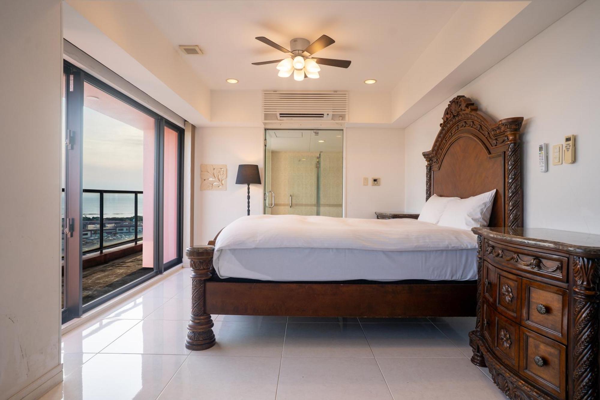 Hotel Royal Yomitan